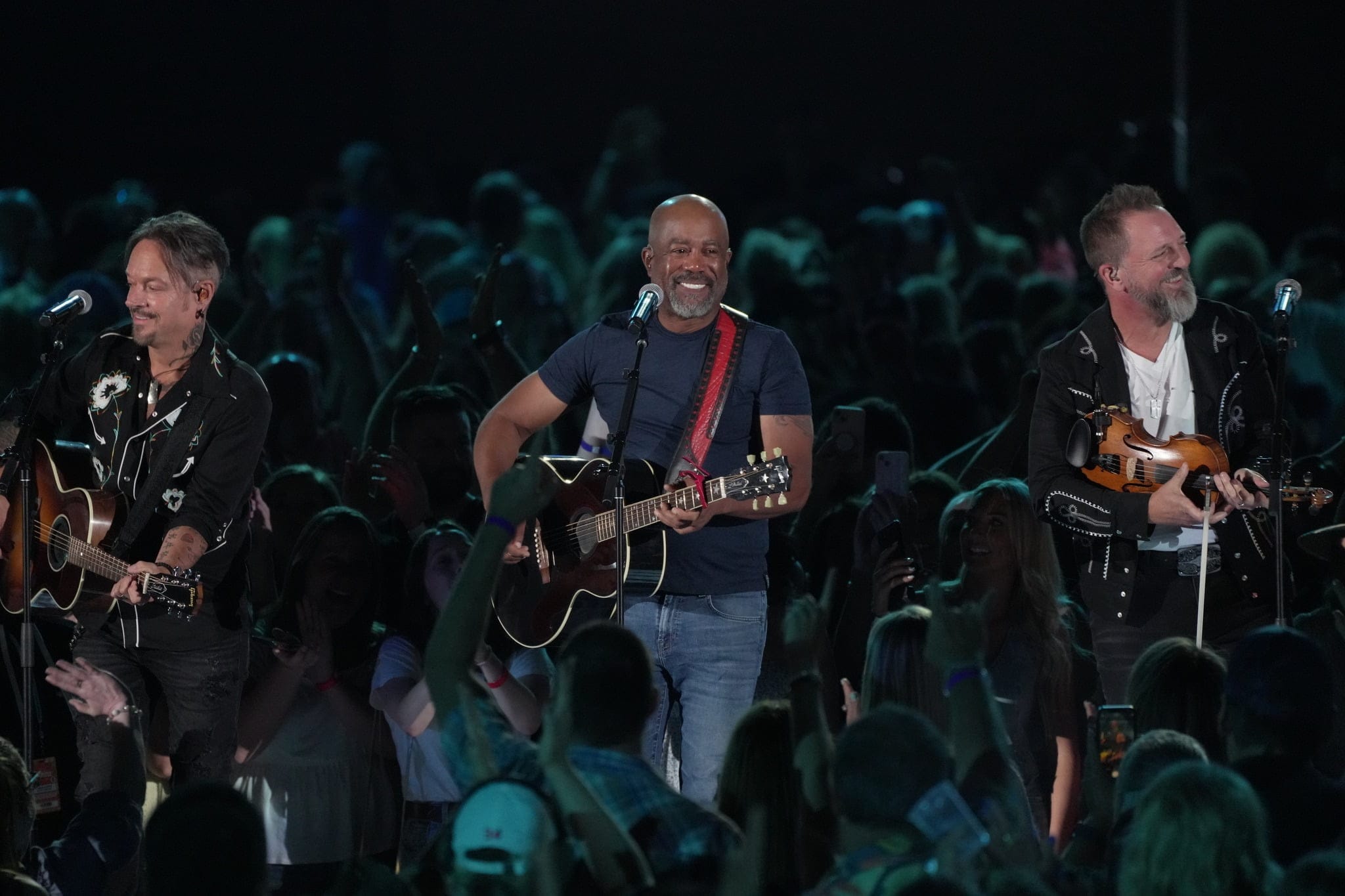 Darius Rucker Performance Darius Rucker: From Hootie & the Blowfish to Country Star