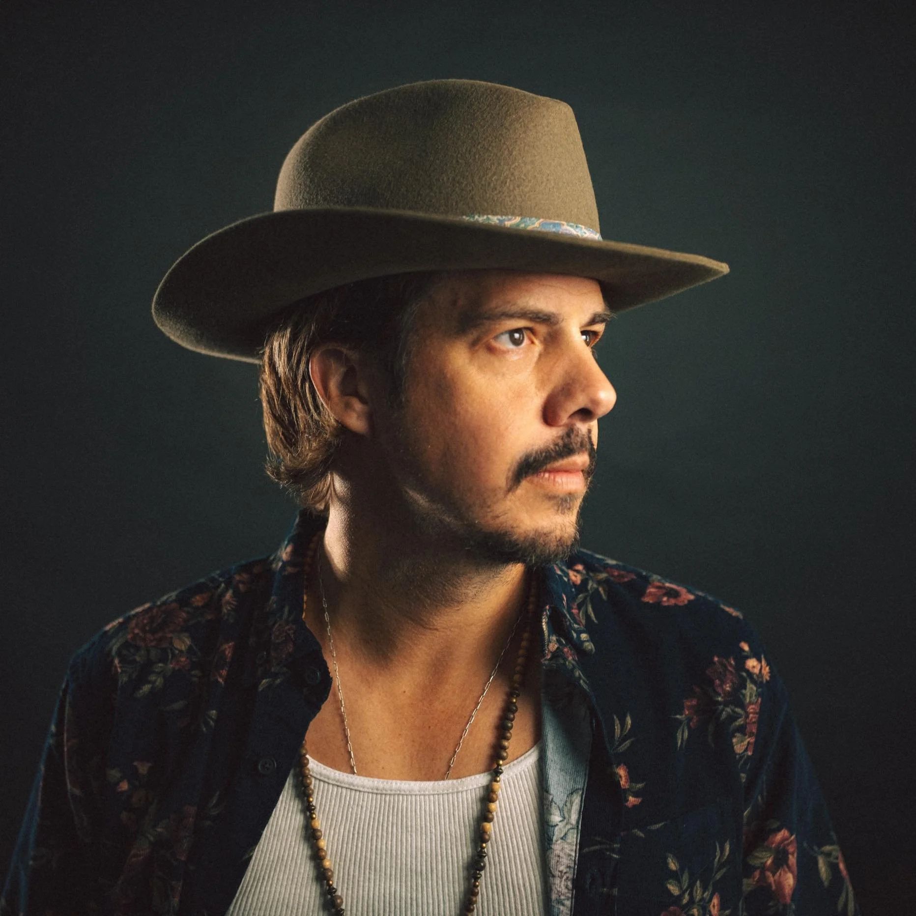 Artist Profile: Everette | Country Music