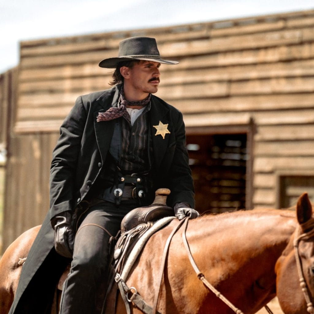 tucker wetmore brunette tour press photo