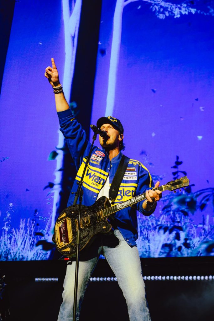 Russell Dickerson (Photo: Anthony Mooney)