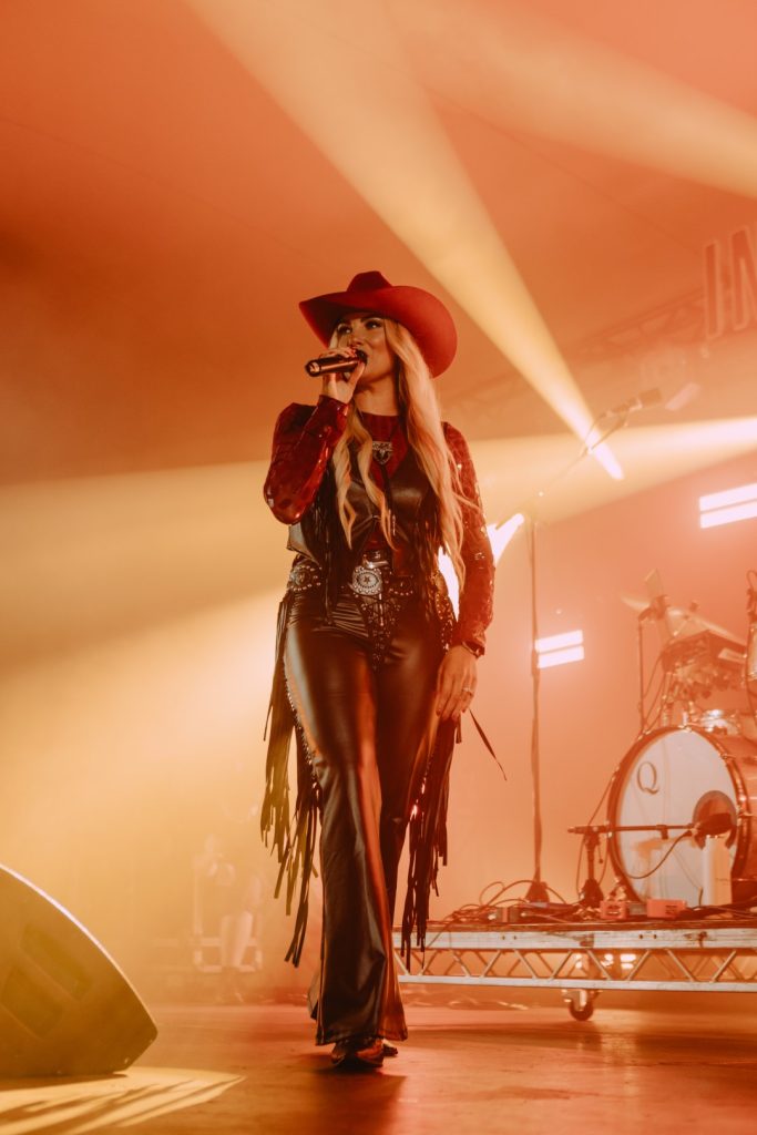 Hayley on stage at The Long Road (photo: NiamhLouise)